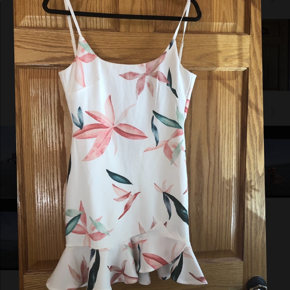Selfie Leslie floral print dress